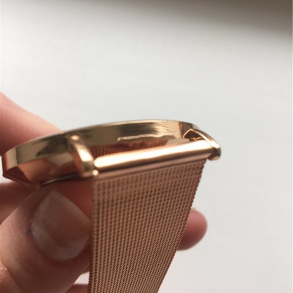 Women Bracelet Watches - Picture 4 of 5